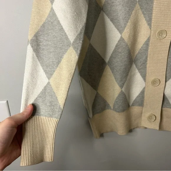 Evereve Pippa Argyle Cream Tan Cardigan - Picture 5 of 7
